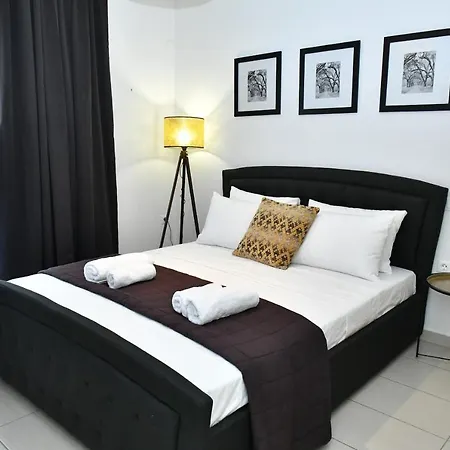 Konstantinos Apartment